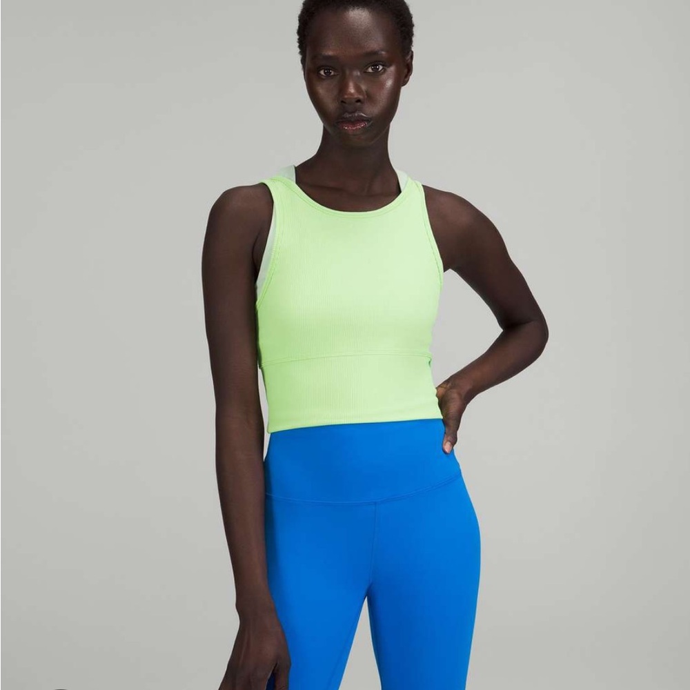 lulu lemon power pivot tank